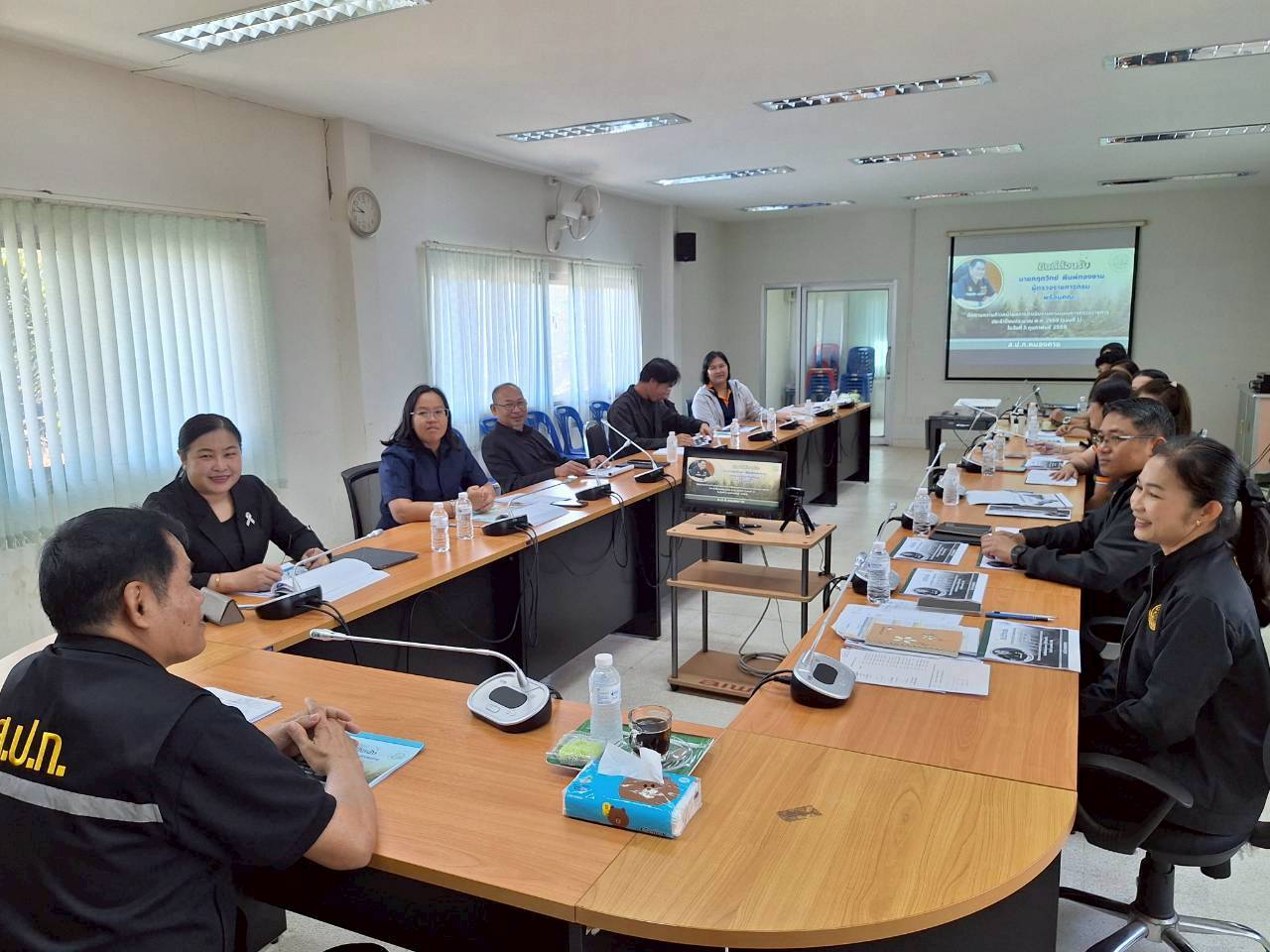 title - ผู้ตรวจราชการ ส.ป.ก. ประชุมตรวจราชการและติดตามความก้าวหน้าผลการดำเนินงานตามแผนการตรวจราชการของผู้ตรวจราชการสำนักงานการปฏิรูปที่ดินเพื่อเกษตรกรรม ประจำปีงบประมาณ พ.ศ. 2569 รอบที่ 1 เขตตรวจราชการที่ 10 จังหวัดหนองคาย 